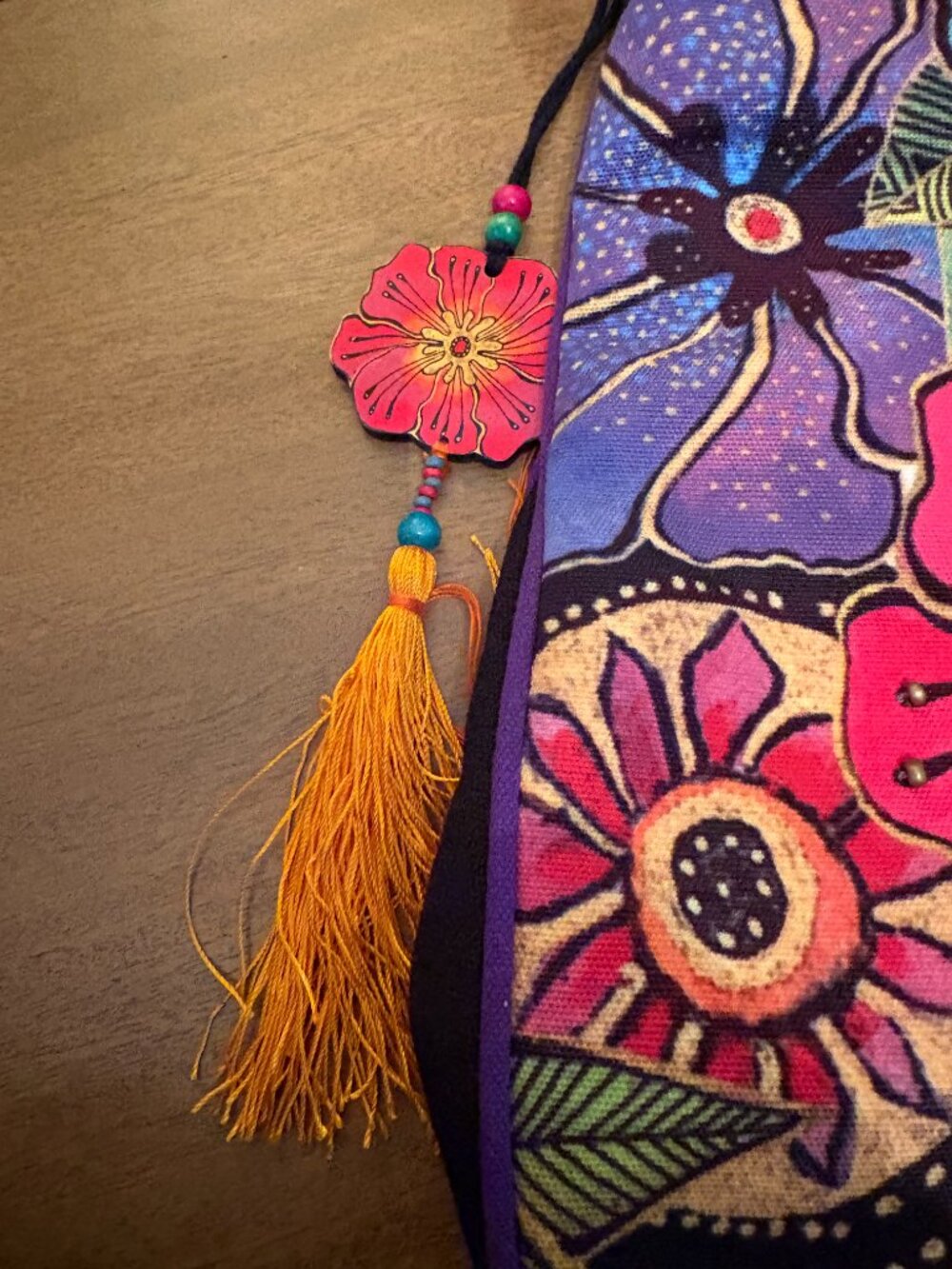 NWOT Laurel Burch Floral Crossbody Purse. - Picture 2 of 10